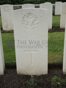 BROWN'S ROAD MILITARY CEMETERY, FESTUBERT - KANE, S