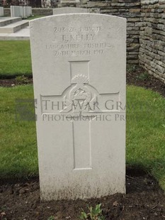 BROWN'S ROAD MILITARY CEMETERY, FESTUBERT - KELLY, T