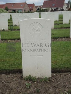 BROWN'S ROAD MILITARY CEMETERY, FESTUBERT - LANGFORD, ARTHUR PERCIVAL