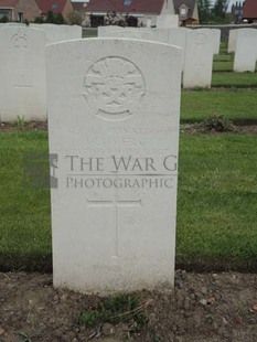 BROWN'S ROAD MILITARY CEMETERY, FESTUBERT - LOVERY, J