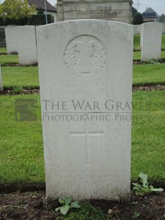 BROWN'S ROAD MILITARY CEMETERY, FESTUBERT - MacRAE, DONALD