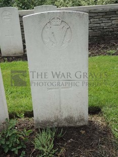 BROWN'S ROAD MILITARY CEMETERY, FESTUBERT - MASTER, CHARLES LIONEL