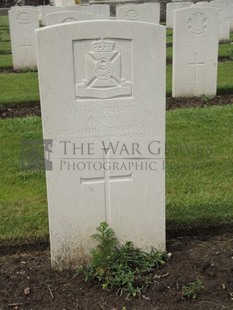 BROWN'S ROAD MILITARY CEMETERY, FESTUBERT - MAY, C