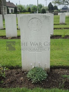 BROWN'S ROAD MILITARY CEMETERY, FESTUBERT - McINTOSH, J