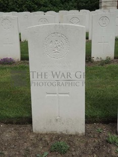 BROWN'S ROAD MILITARY CEMETERY, FESTUBERT - McNEILL, H