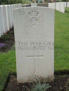 BROWN'S ROAD MILITARY CEMETERY, FESTUBERT - NAPIER, RICHARD MacVICAR