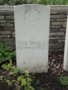 BROWN'S ROAD MILITARY CEMETERY, FESTUBERT - O'CONNOR, J