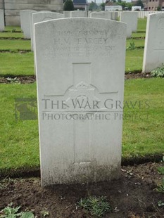 BROWN'S ROAD MILITARY CEMETERY, FESTUBERT - PEARCEY, HERBERT VICTOR