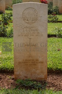 BEIRUT WAR CEMETERY - CROOK, LESLIE CHARLES