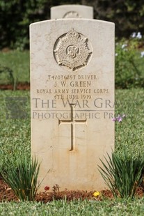 BEIRUT WAR CEMETERY - GREEN, J W