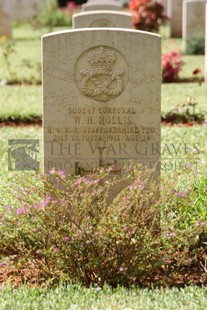 BEIRUT WAR CEMETERY - HOLLIS, W H