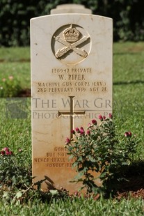 BEIRUT WAR CEMETERY - PIPER, W