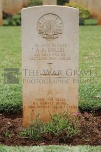 BEIRUT WAR CEMETERY - UNKLES, ARTHUR ALAN