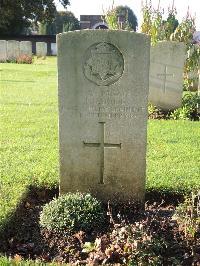 Combles Communal Cemetery Extension - Bolt, Harry George