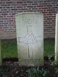 Combles Communal Cemetery Extension - Carlile, Alexander