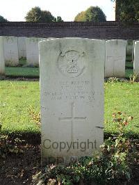 Combles Communal Cemetery Extension - Cox, James Thomas