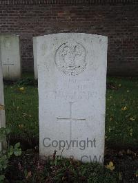 Combles Communal Cemetery Extension - Curtis, Cecil