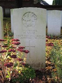 Combles Communal Cemetery Extension - Davis, Henry