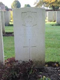 Combles Communal Cemetery Extension - Dean, Ernest