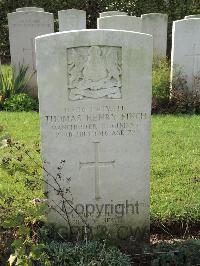 Combles Communal Cemetery Extension - Finch, Thomas Henry