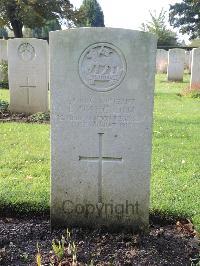 Combles Communal Cemetery Extension - Gostick, Edward