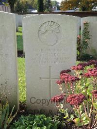 Combles Communal Cemetery Extension - Harper, Arthur Frederick