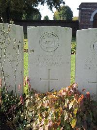 Combles Communal Cemetery Extension - Howlett, Thomas