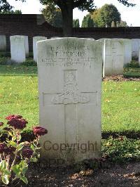 Combles Communal Cemetery Extension - Hughes, Thomas