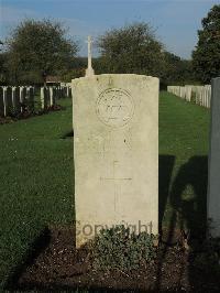 Combles Communal Cemetery Extension - MacHale, Patrick Bernard