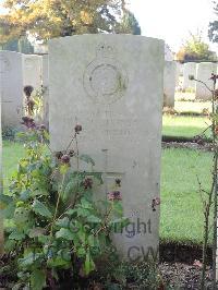 Combles Communal Cemetery Extension - Markinson, William Edward