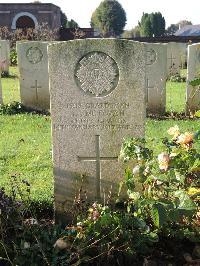 Combles Communal Cemetery Extension - McOwan, Lauchlan