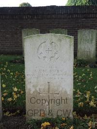 Combles Communal Cemetery Extension - Nicholls, Ebeneezer