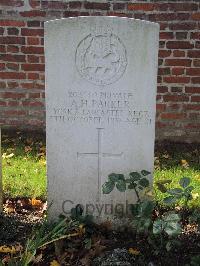 Combles Communal Cemetery Extension - Parker, A H