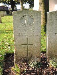 Combles Communal Cemetery Extension - Renton, David