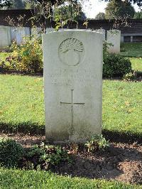 Combles Communal Cemetery Extension - Roden, George William