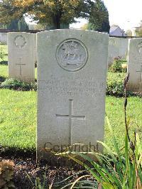 Combles Communal Cemetery Extension - Smith, Norman George