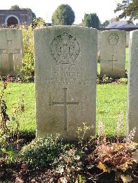 Combles Communal Cemetery Extension - Smith, T