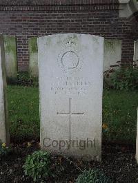 Combles Communal Cemetery Extension - Standley, Robert James