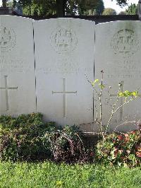 Combles Communal Cemetery Extension - Thomas, John