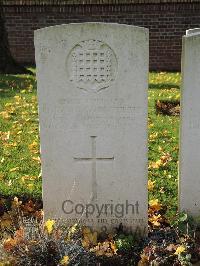 Combles Communal Cemetery Extension - Turtle, Clifford Louis