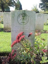 Combles Communal Cemetery Extension - Twine, Frederick