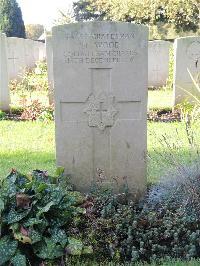 Combles Communal Cemetery Extension - Wood, Herbert