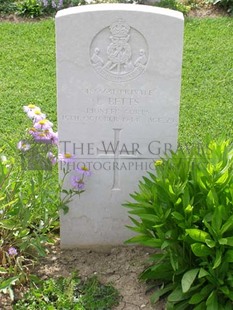 ANCONA WAR CEMETERY - BETTS, LAWRENCE