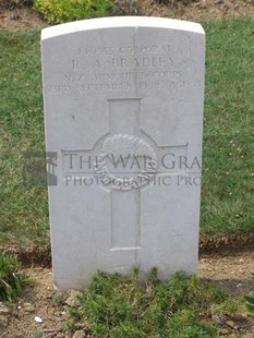 ANCONA WAR CEMETERY - BRADLEY, REGINALD ANTHONY