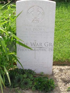 ANCONA WAR CEMETERY - BROWN, TOM EVANS