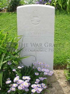 ANCONA WAR CEMETERY - CARTER, LESLIE