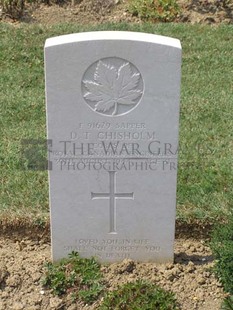 ANCONA WAR CEMETERY - CHISHOLM, DANIEL THOMAS