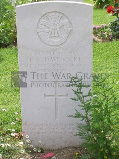 ANCONA WAR CEMETERY - DAVENPORT, ERNEST VICTOR