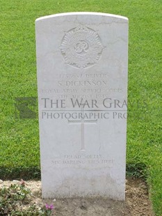 ANCONA WAR CEMETERY - DICKINSON, SYDNEY