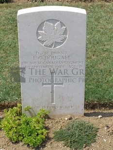 ANCONA WAR CEMETERY - DOUGALL, LESLIE CLYDE